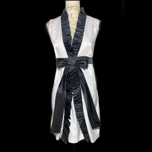 Ryu Satin Ruffled Dress with Front Ribbon Size S Black White - Picture 2 of 6